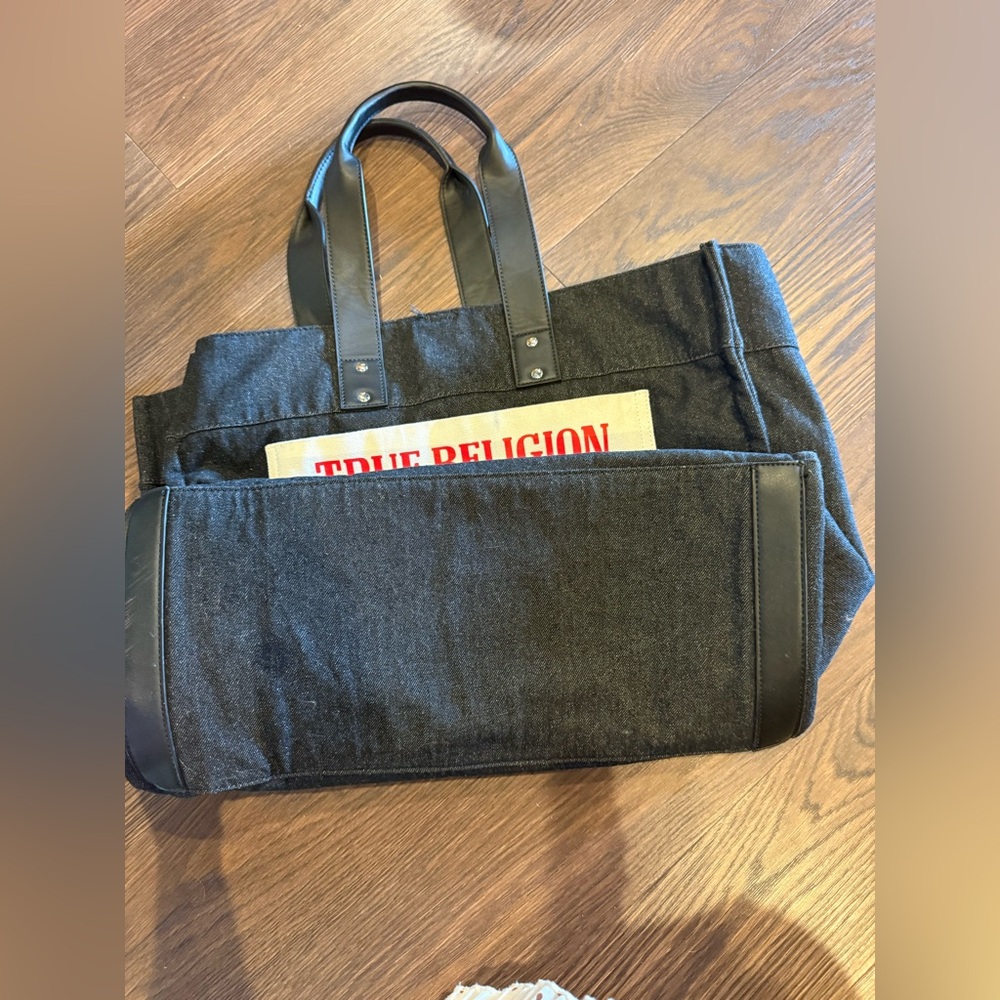 True Religion Tote Bag - Picture 3 of 7